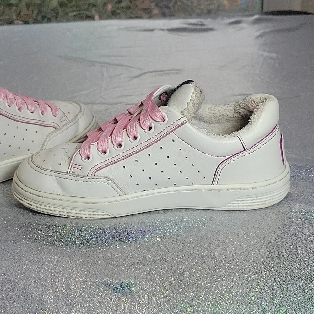 Chanel 21P Calfskin Leather White Low-top Sneakers Trainers Sz:35.5 Pink Spatter - Picture 6 of 15